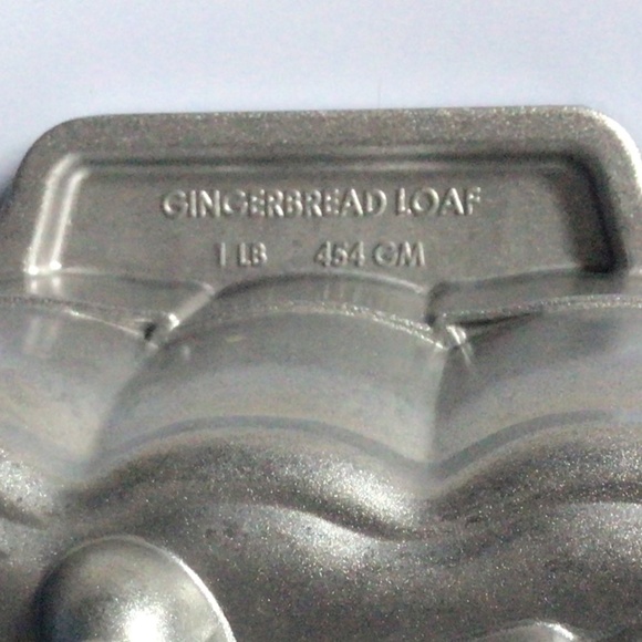 Nordic Ware Gingerbread Loaf Pan - Picture 3 of 5